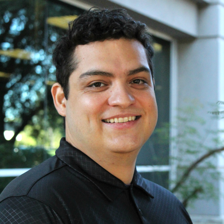 Gerardo Lopez | Marketing Director